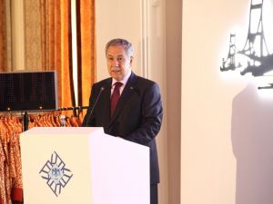 Bülen Arınç: “tüm Dünya İçin Tarihten Ders Çıkarmanın Vakti Gelmiştir”