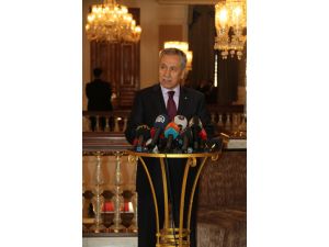 Başbakan Yardımcısı Arınç: Başörtüsünü Tartışanların Hepsi Millet Nazarında Kaybetti