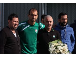 Bursaspor Fenerbahçe’ye Bileniyor