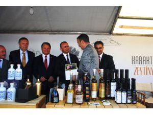 Ayvalık Zeytin Pazarına Balık Ekmekli Açılış