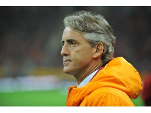Galatasaray - Torku Konyaspor Maçı 1-0 Devam Ediyor