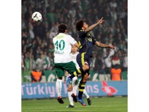 Fenerbahçe Galibiyete Gidiyor