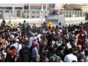 Mursi’nin Duruşması 8 Ocak’a Ertelendi