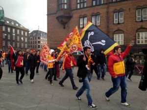 Galatasaray Taraftarları Kopehangı İnletiyor