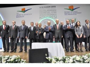 Bakan Bayraktar: Avrupalı Muhataplarımızın Düştüğü Hatalara Düşmeyeceğiz