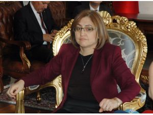 Şahin: Hak Ve Hürriyetleri Genişleten Bir İktidar Yeni Vesayet Alanları Oluşturabilir Mi?