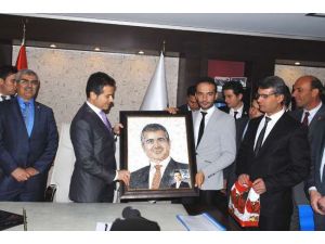 Bakan’dan Yatırım İncelemesi