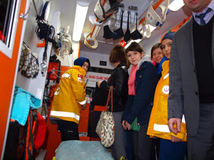 Polonyalı Öğrenci Gurubundan İl Sağlık Müdürlüğüne Ziyaret