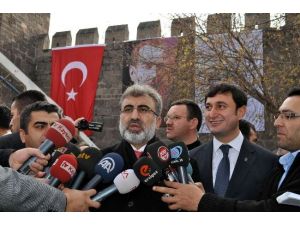 Muhelefete Erdoğan-arınç Eleştirisi