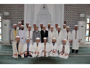 İmamlar Papazlara Karşı