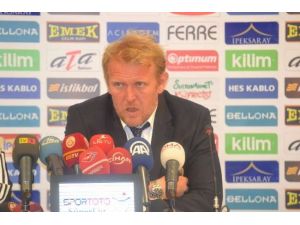 Prosinecki İstifa Etti