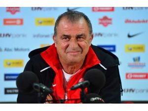 Kadıköy’de ’’imprator Fatih Terim’’ Sesleri