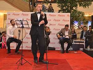 K.Maraşlılar ‘’Atatürk’’ü Piazza’da Andı