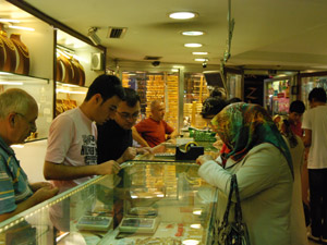 Altının İniş Çıkışı Kafaları Karıştırıyor