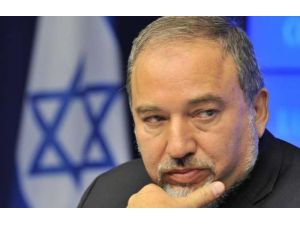 Görevine Geri Döndü