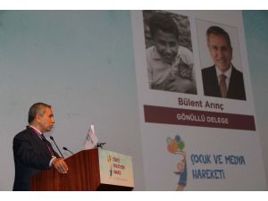 Bülent Arınç, 50 Yıl Önceki Fotoğraflarını Görünce Duygulandı