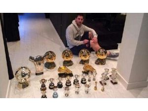 Ağabey Messi’den Ronaldo’ya Gönderme