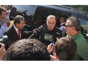 Fatih Terim Lisesinde, Terim İzdihamı