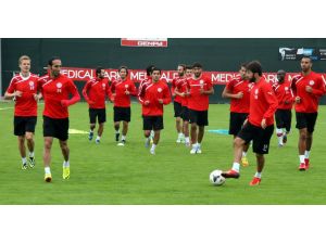 Medıcal Park Antalyaspor, Fenerbahçe Maçının Hazırlıklarını Sürdürüyor