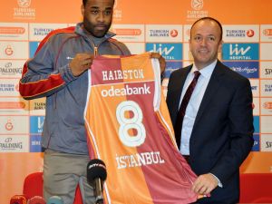 Galatasaray Liv Hospital’da Malik Hairston İmzayı Attı