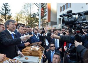 Cumhurbaşkanı Gül, Erzincan Ve Gümüşhane Ziyaretlerine İlişkin Fotoğrafları Takipçileriyle Paylaştı
