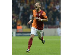 Sneijder Ayrılacak Mı ?