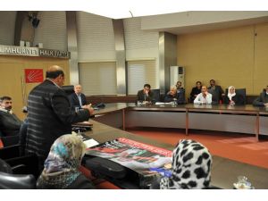 İntihar Ettikleri İddia Edilen Askerlerin Aileleri Kılıçdaroğlu’nu Ziyaret Etti