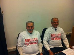 Chp’li Vekiilerden Tişörtlü Tepki