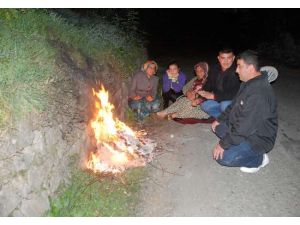 Ölümle Burun Buruna Yaşıyorlar