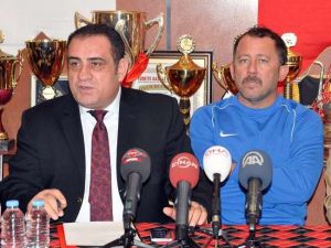 Sergen İmzayı Attı
