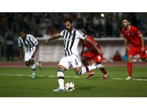 Beşiktaş’tan Ayrılıyor Mu?