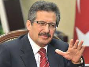 BAŞKAN POYRAZ BÜYÜKŞEHİRE ADAY OLMADIĞINI AÇIKLADI