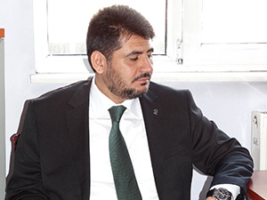 Debgici: “Milletin Efendisi Değil Hizmetkarıyız”