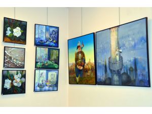 Ankaralı Ressamlar Paris Anadolu Kültür Merkezinde Sergi Açtı