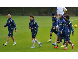 Fenerbahçe, Medıcal Park Antalyaspor Maçı Hazırlıklarını Sürdürüyor