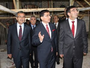 Bakan Yılmaz, Çoban Mustafa Paşa Külliyesinde Restorasyon Çalışmalarını İnceledi