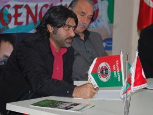 Eski Fenerbahçeli Faruk Yiğit Yalovaspor İle Anlaştı
