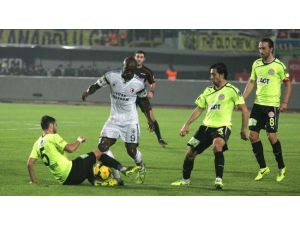 İlk Yarıda Son Dakika Sürprizi