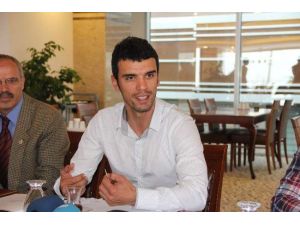 Sofuoğlu, Motosikleti Bırakacak Mı ?