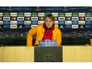 Mancini: Sneijder Hazır Değil