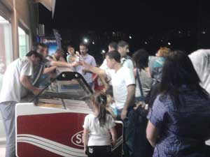 Diyarbakır’da Maraş Dondurması Üretimi