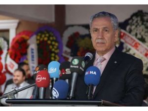 Bülent Arınç’ı Duygulandıran Anı