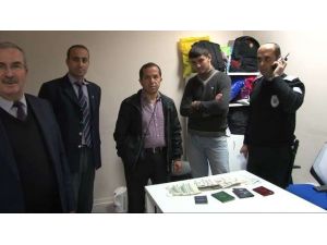 Marmaray’da 50 Bin Dolar Buldu