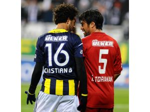 Derbide Fenerbahçe Üstün