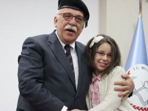 Milli Eğitim Bakanı Avcı Bosnalı Öğrencilerle Biraraya Geldi