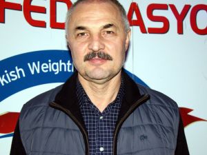 Cezalı Halterci Nurcan Taylan Geri Dönüyor