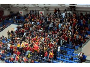 Galatasaray Fenerbahçe Derbisi İptal Edildi