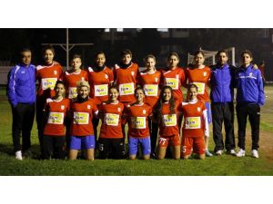 Konak Belediyespor Gözünü Finale Dikti