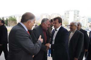 “ Erkoç Partide Tebrikleri Kabul Ediyor”