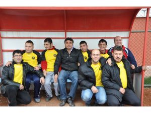 Engelli Öğrenciler Futbol Maçı İzledi